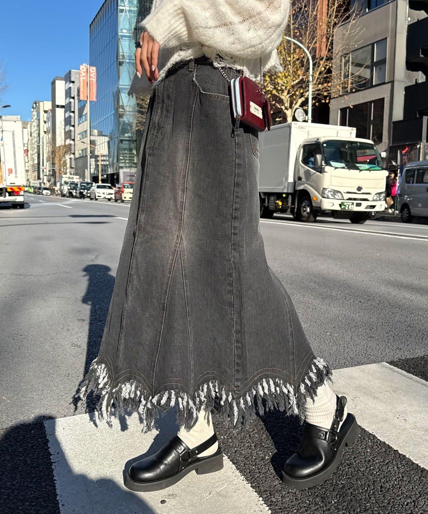 下襬流蘇 美人魚版型 牛仔 半身裙