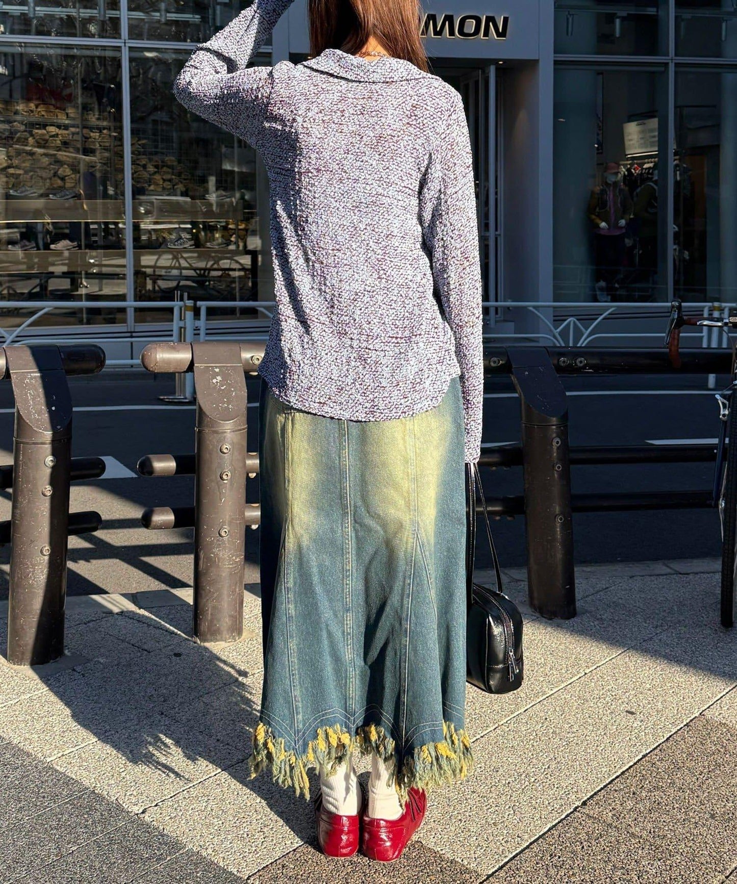 凹凸紋V領開襟襯衫