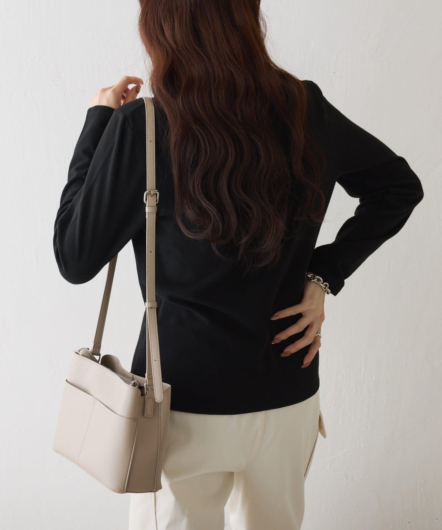 拉絨蓬鬆 前後兩穿 套頭上衣