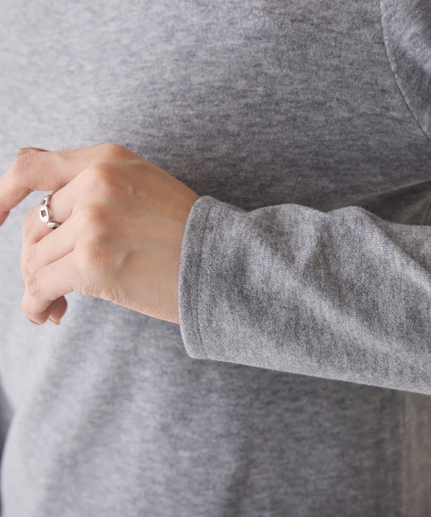 拉絨蓬鬆 前後兩穿 套頭上衣