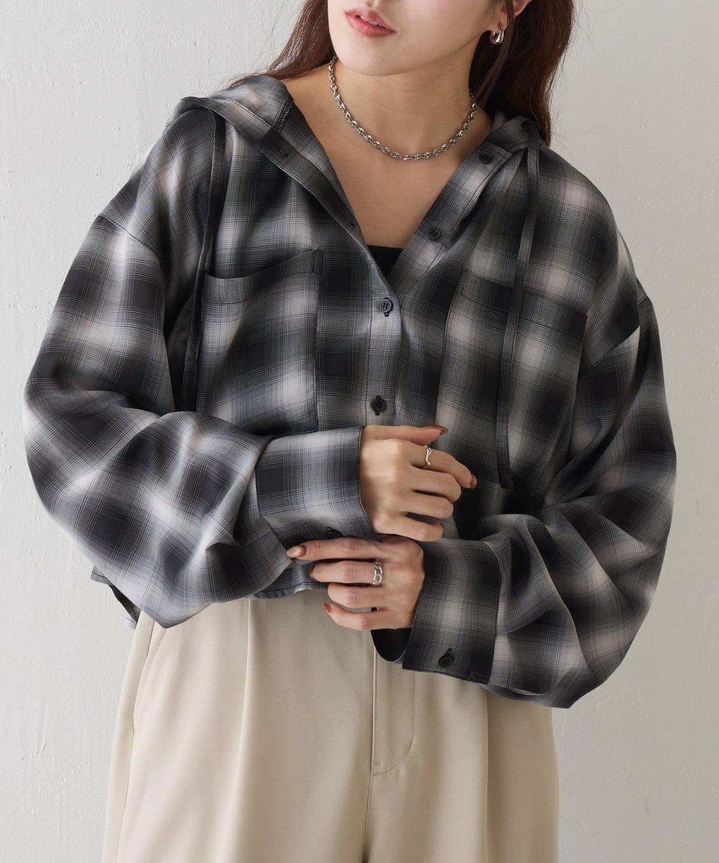 格紋連帽短款襯衫