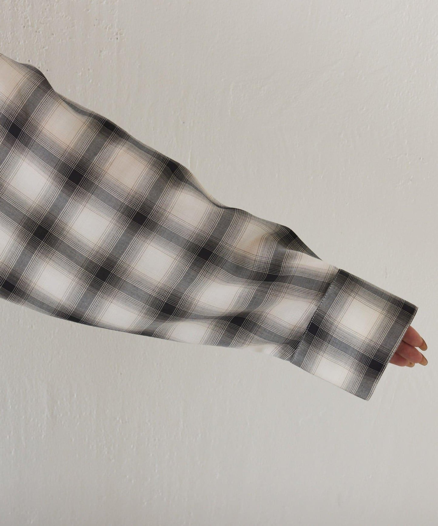 格紋連帽短款襯衫