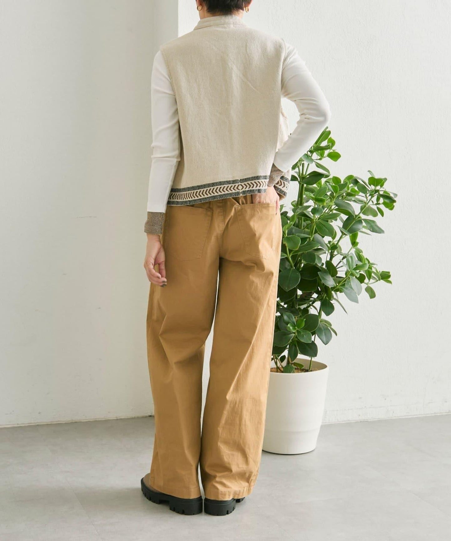 《ショート丈/綿麻素材》 花卉刺繡 棉麻質感 馬甲 SUM1 STYLE款