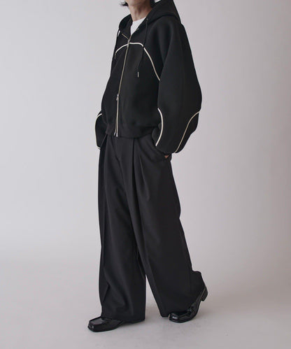 Neucon 立體滾邊拉鍊連帽衛衣