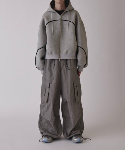 Neucon 立體滾邊拉鍊連帽衛衣