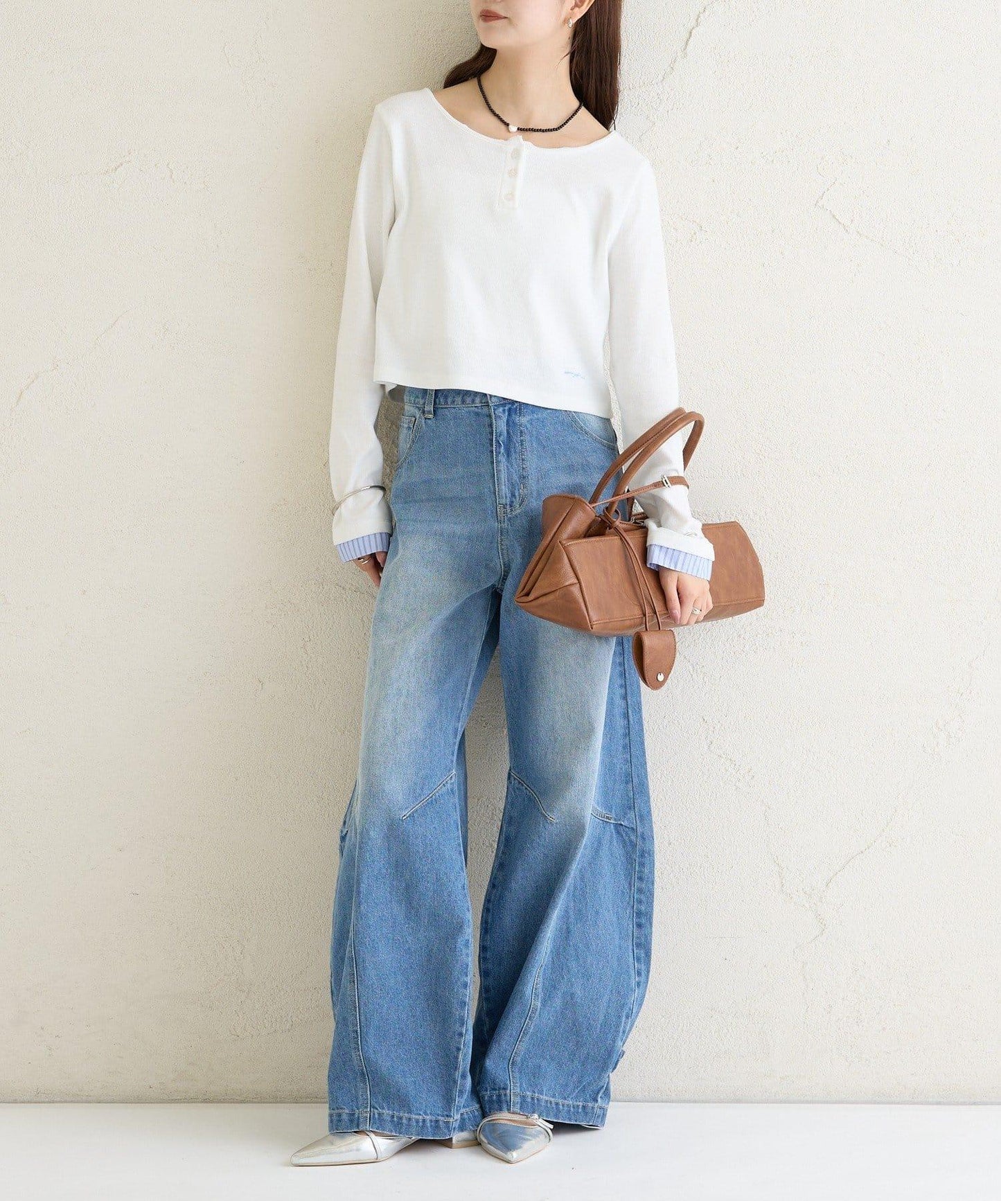 小短款亨利領長袖T恤