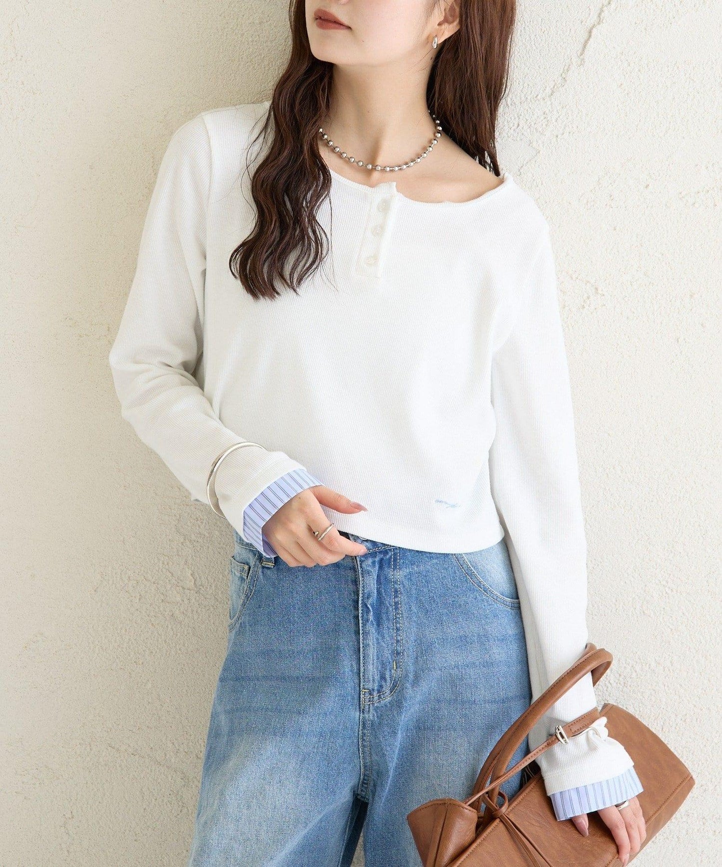 小短款亨利領長袖T恤