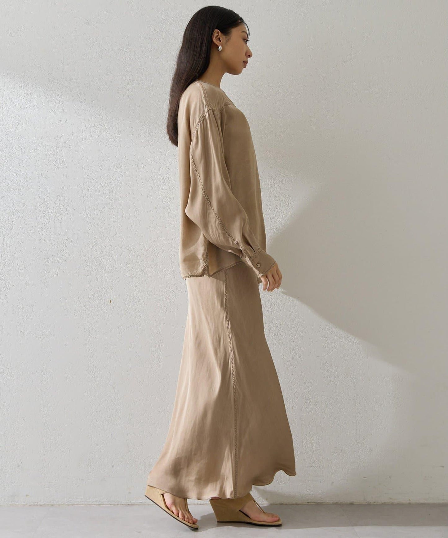 顏料染圓領上衣