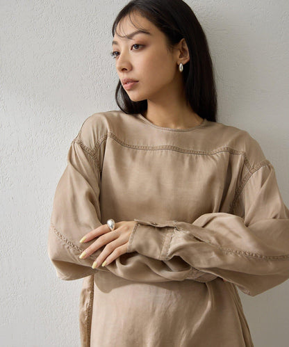 顏料染圓領上衣