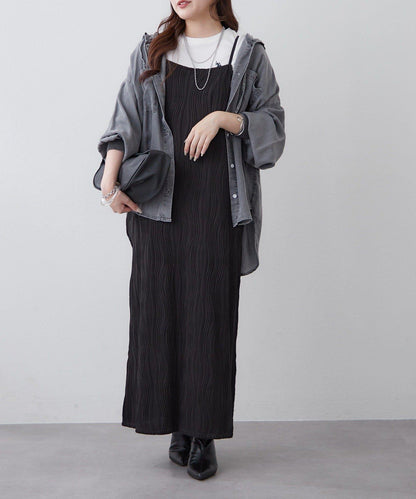 nane 波浪提花圖案吊帶連衣裙