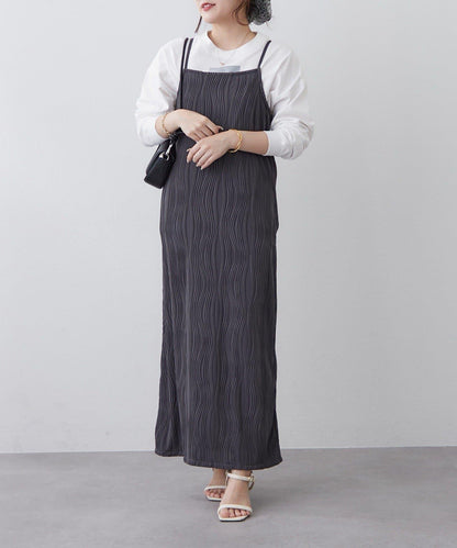 nane 波浪提花圖案吊帶連衣裙