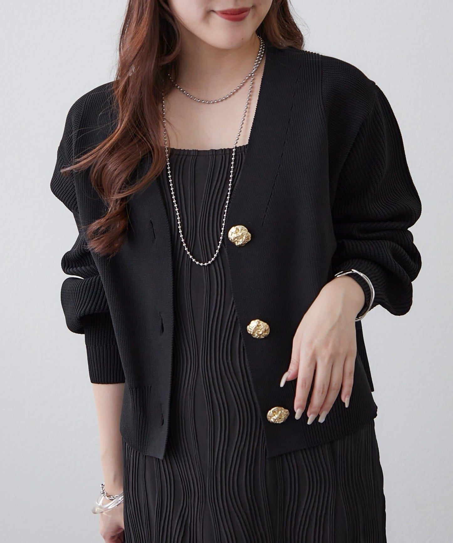 nane 波浪提花圖案吊帶連衣裙