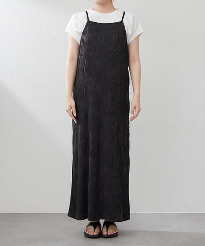 nane 波浪提花圖案吊帶連衣裙