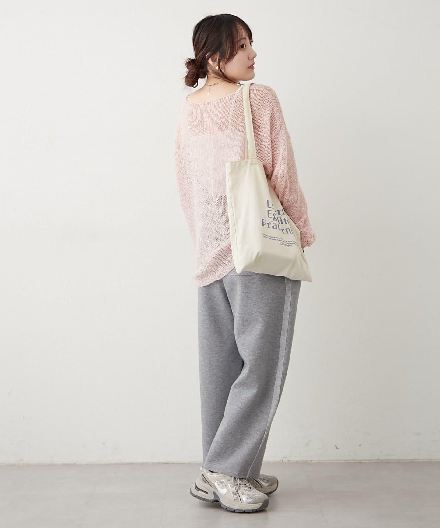 RMAF 低密度薄透針織套頭衫