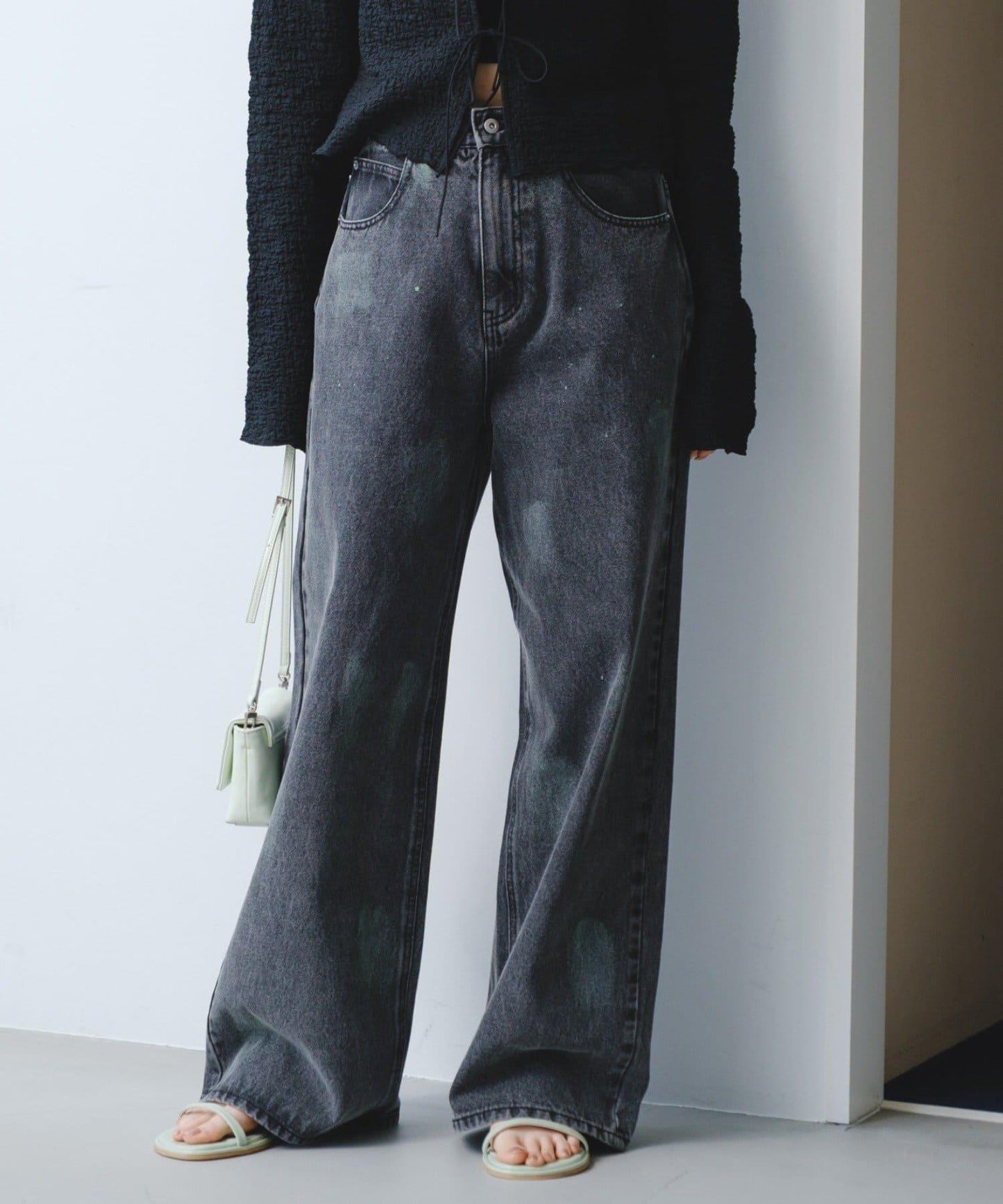 腰部可調節 噴染效果 闊腿 牛仔面料 牛仔褲