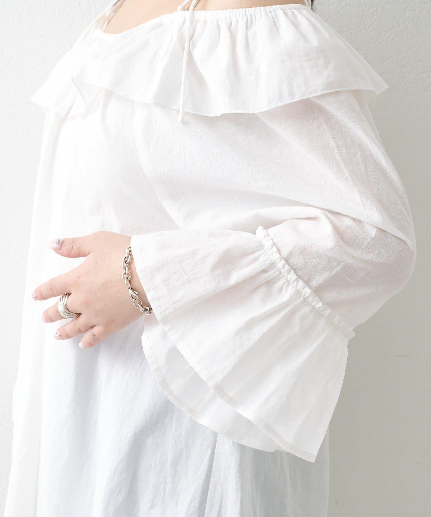 蝴蝶荷葉邊寬鬆長款上衣