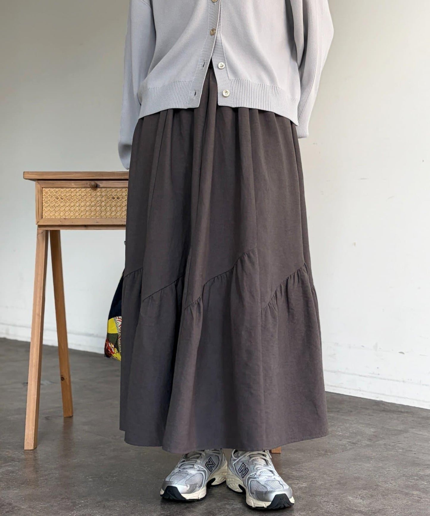 麂皮層疊傘擺半身裙