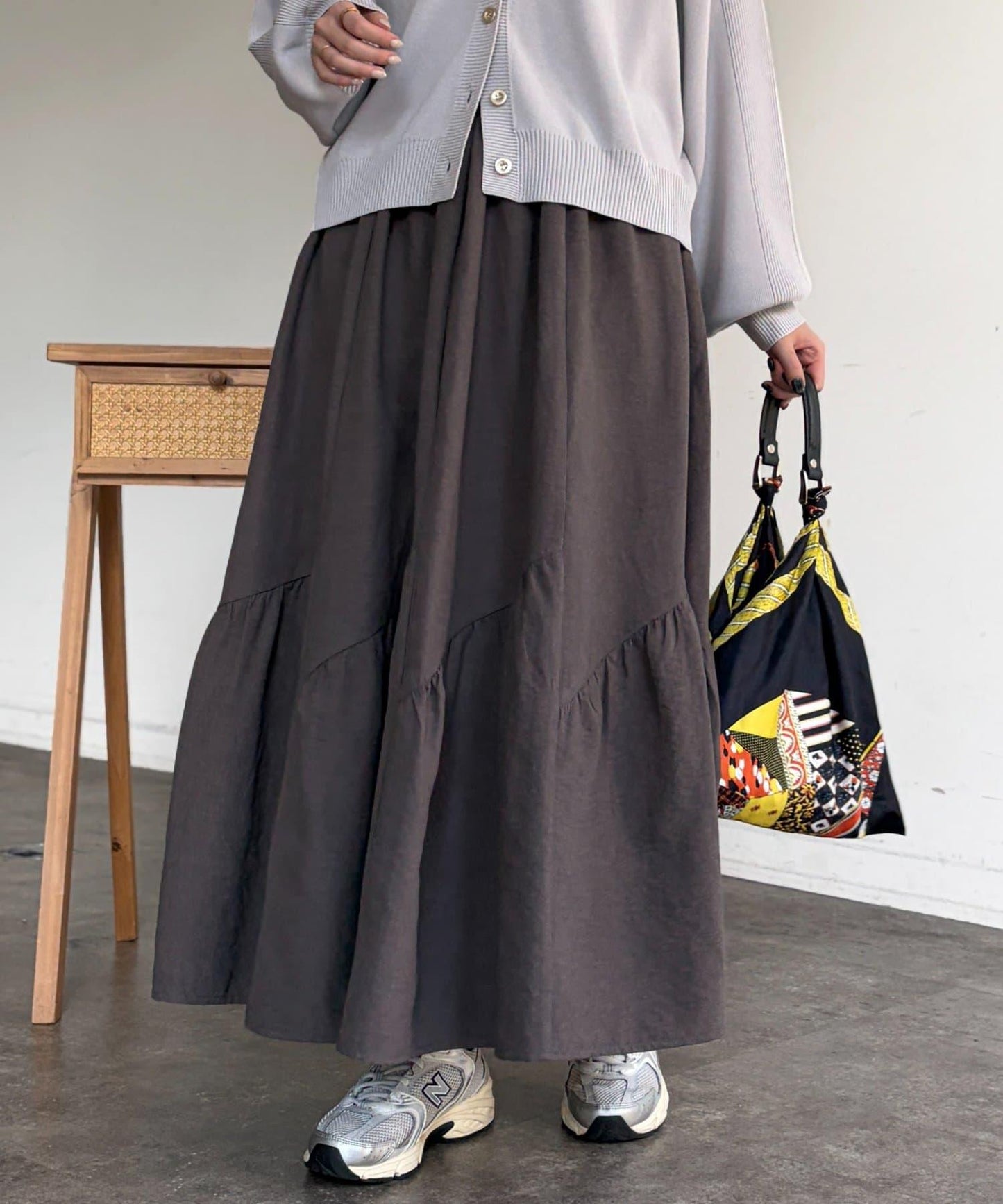 麂皮層疊傘擺半身裙