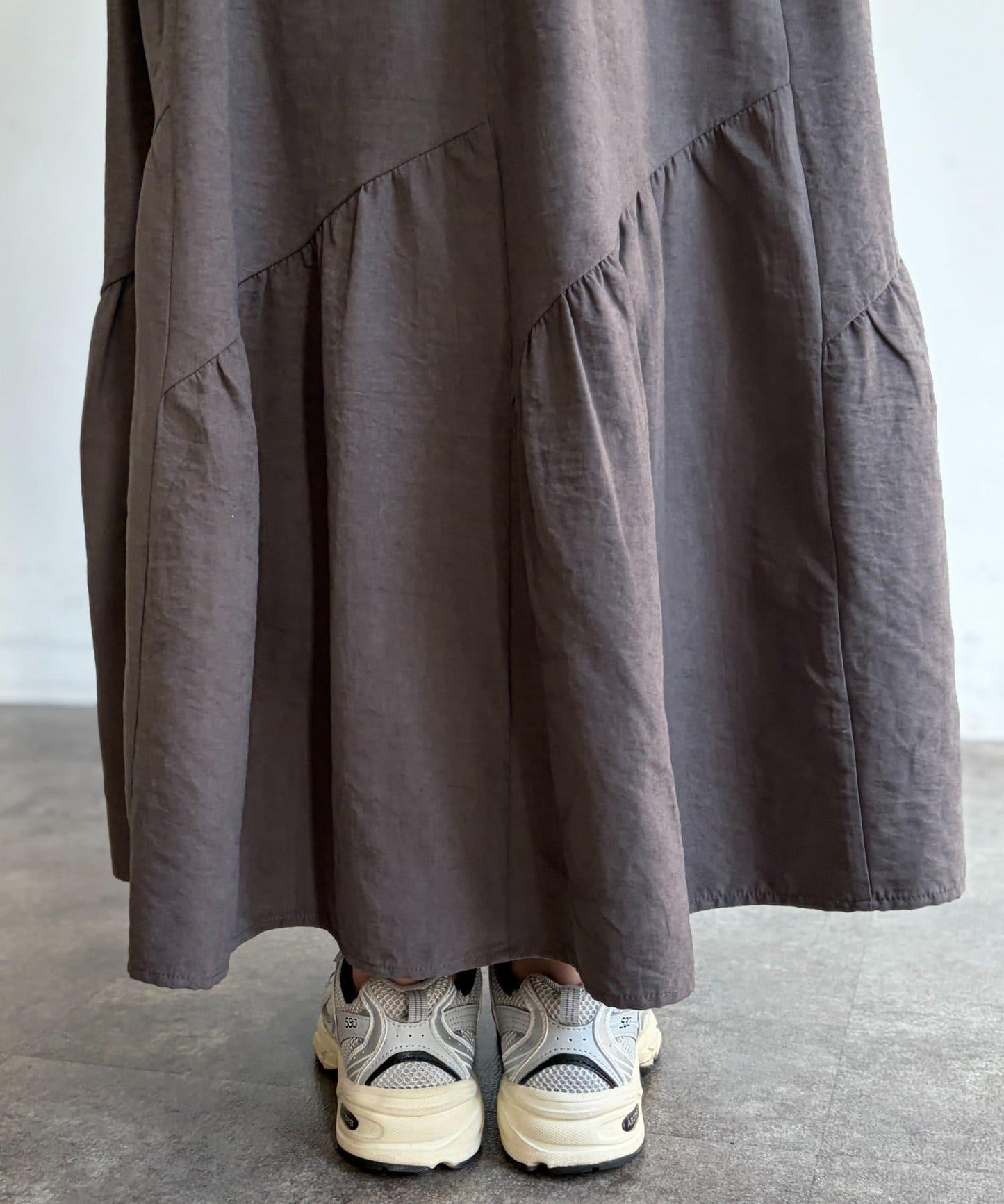 麂皮層疊傘擺半身裙