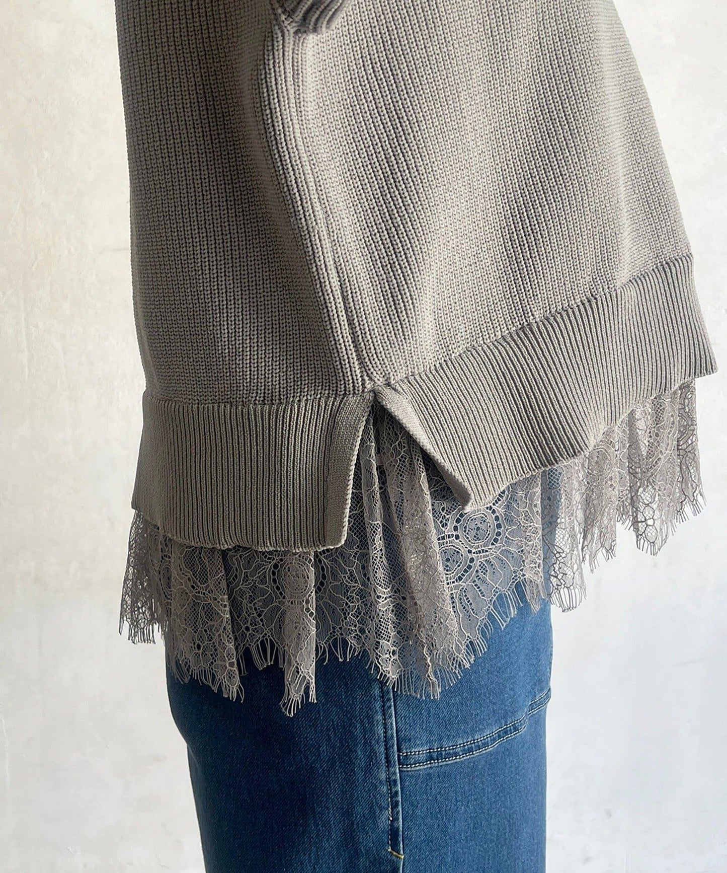 下襬蕾絲設計 針織層次感套頭衫