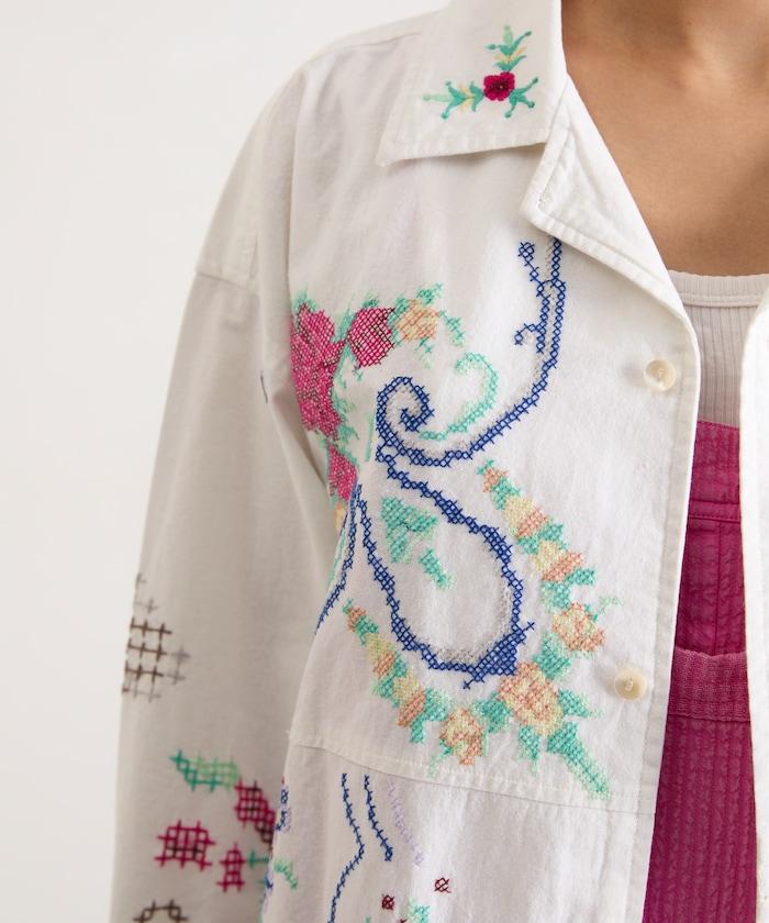 開領刺繡襯衫夾克