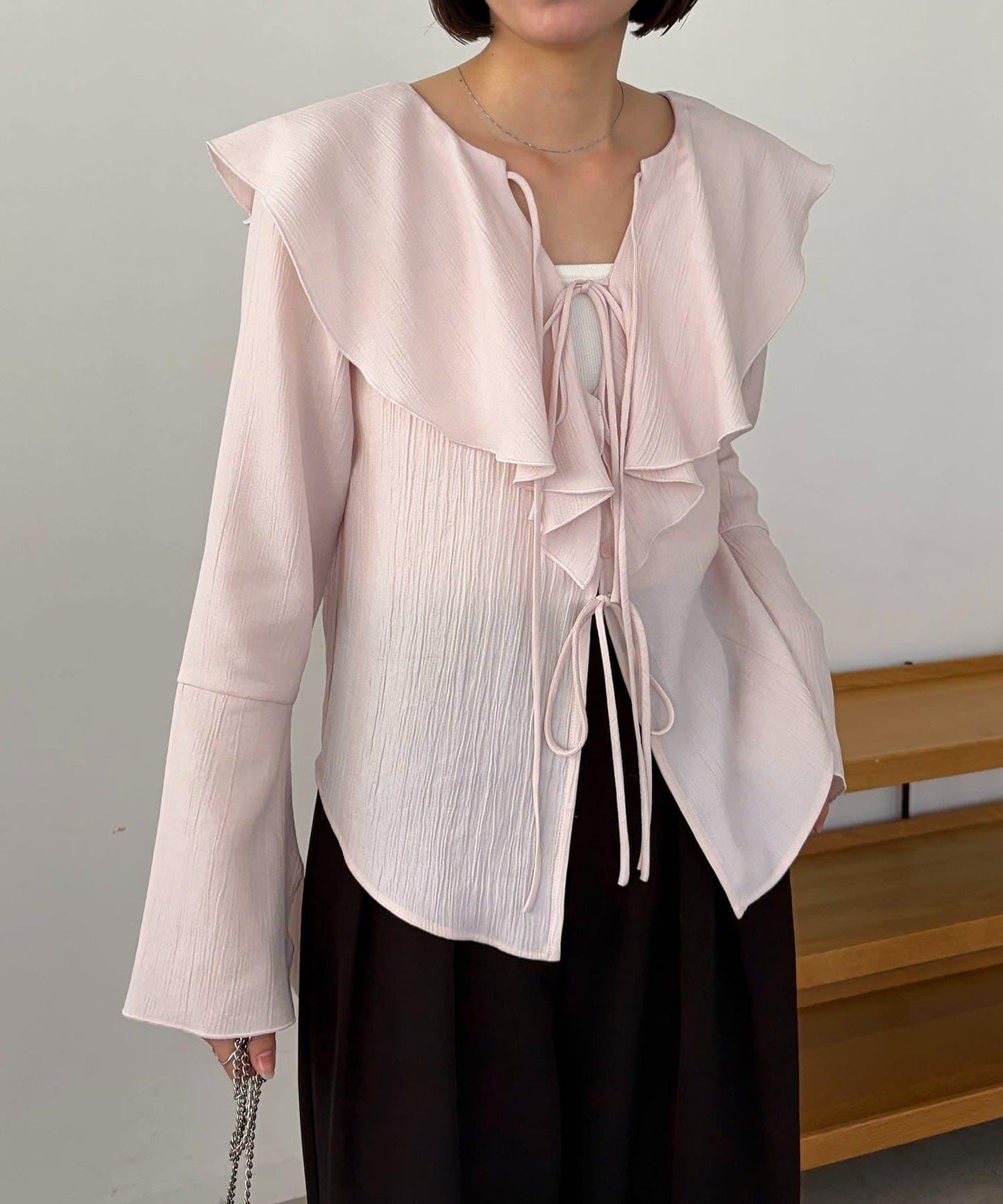 荷葉邊蝴蝶結襯衫