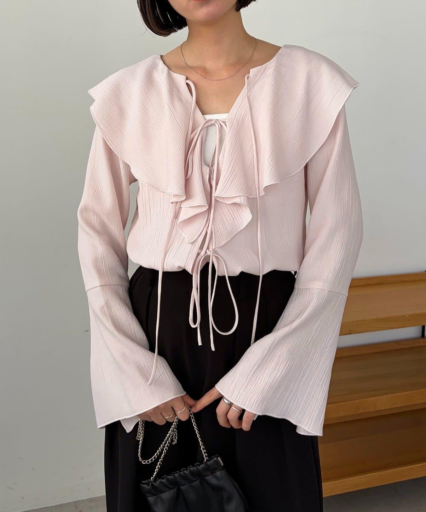 荷葉邊蝴蝶結襯衫