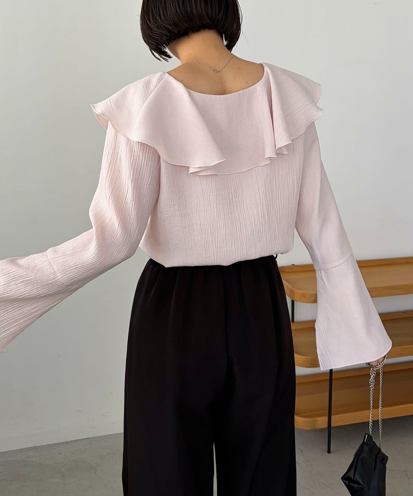 荷葉邊蝴蝶結襯衫