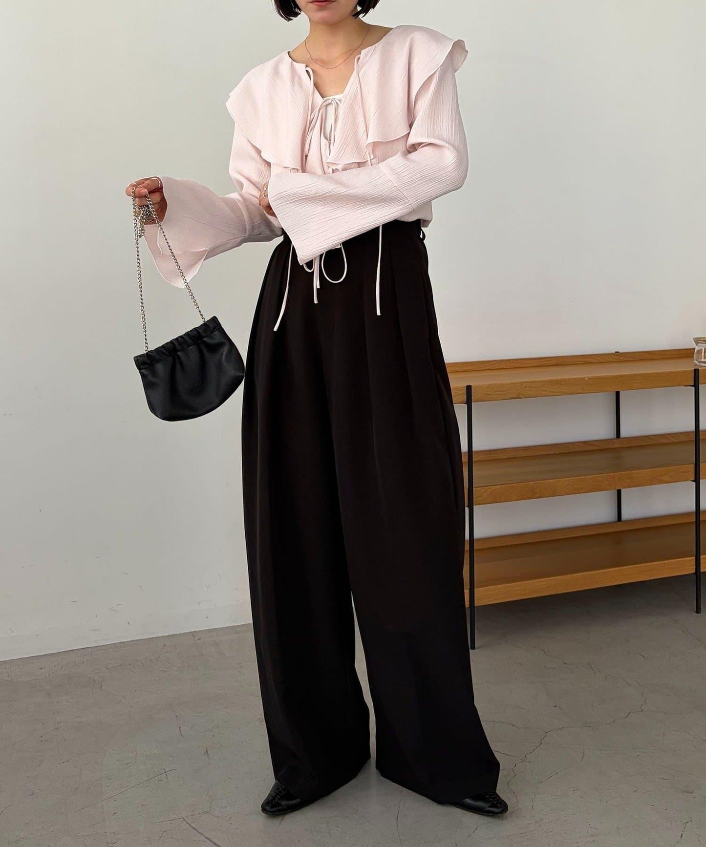 荷葉邊蝴蝶結襯衫