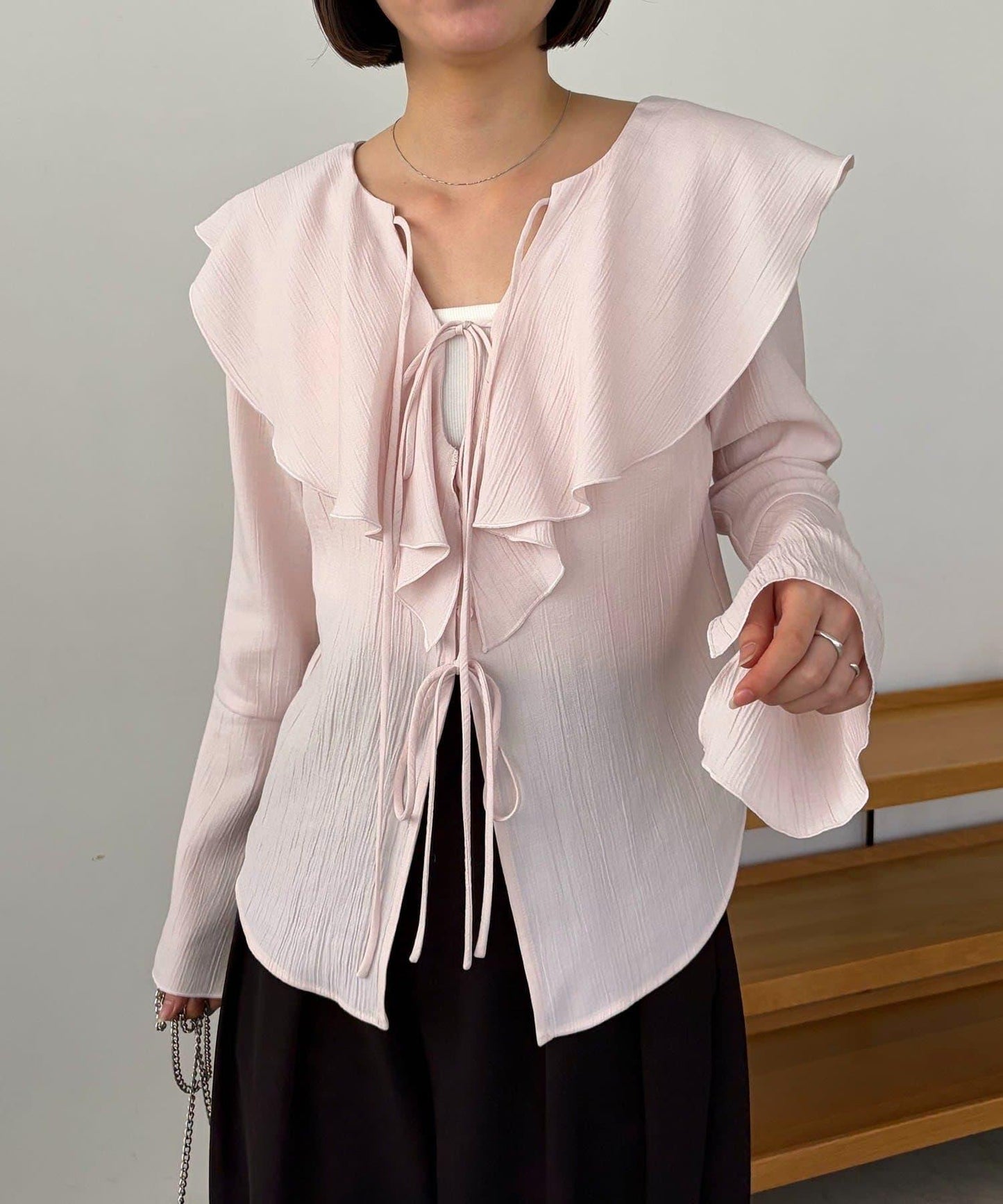 荷葉邊蝴蝶結襯衫