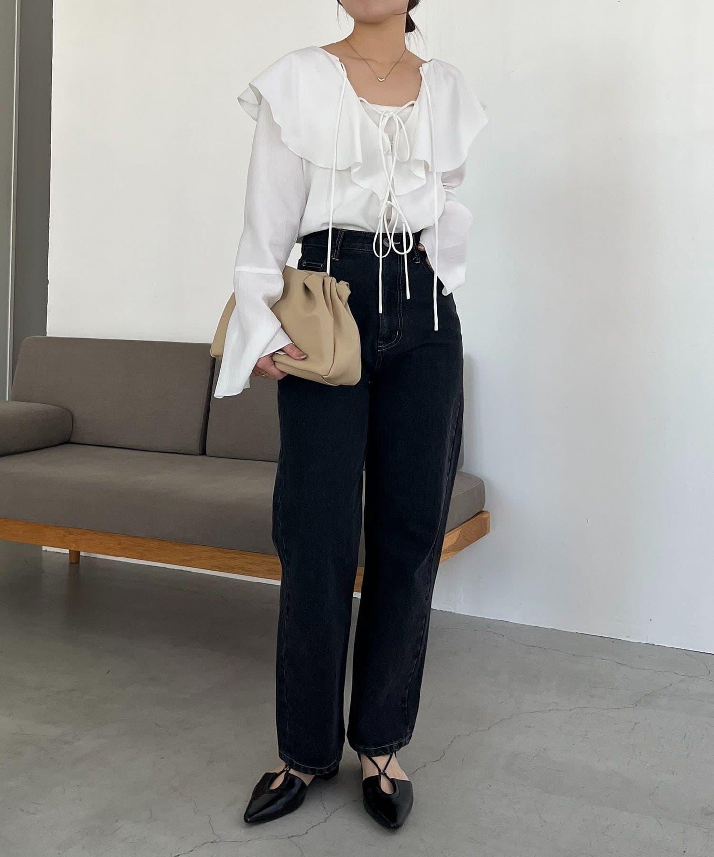 荷葉邊蝴蝶結襯衫