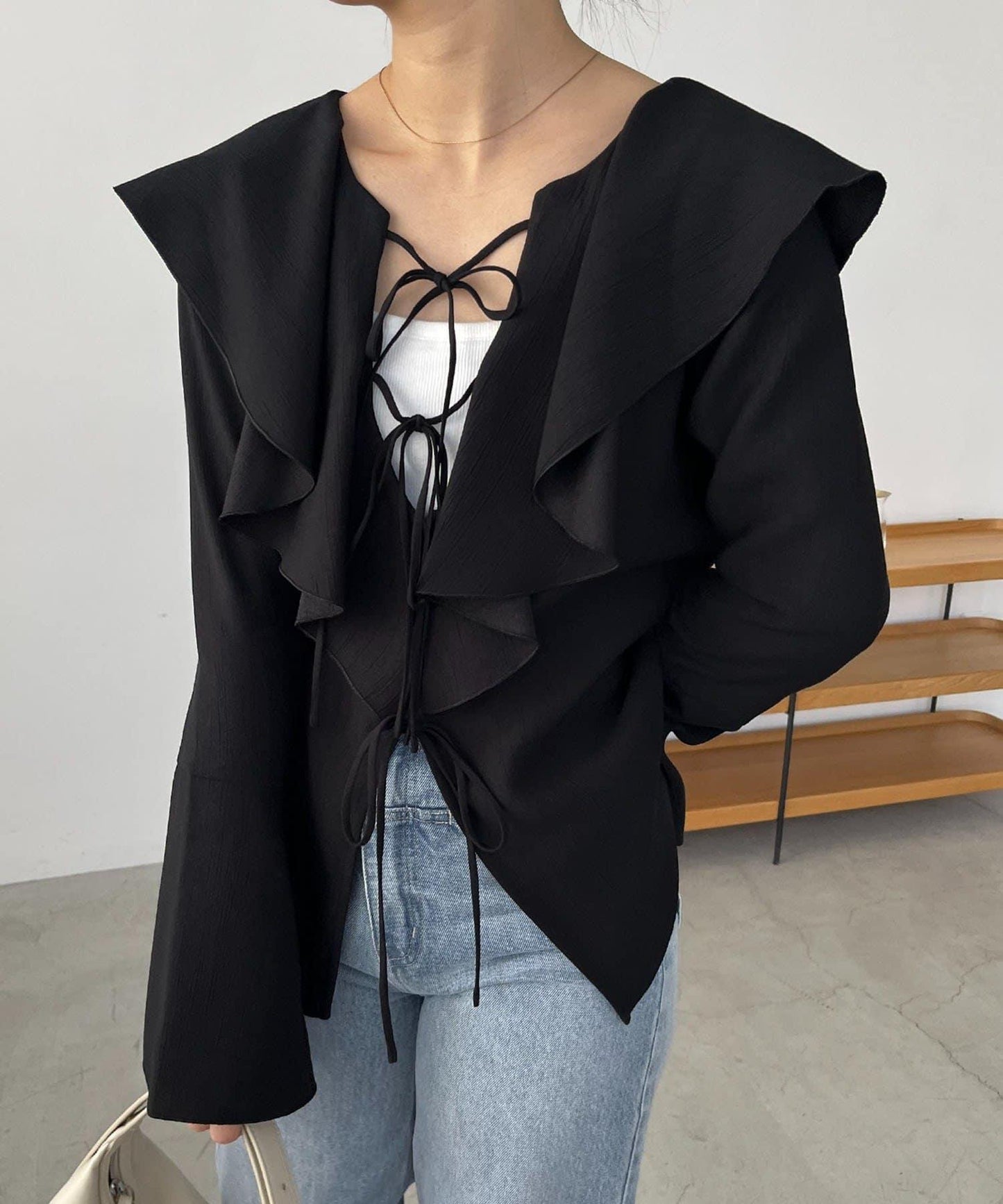 荷葉邊蝴蝶結襯衫