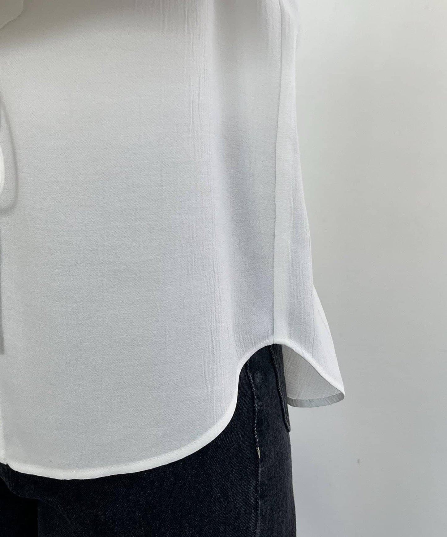 荷葉邊蝴蝶結襯衫