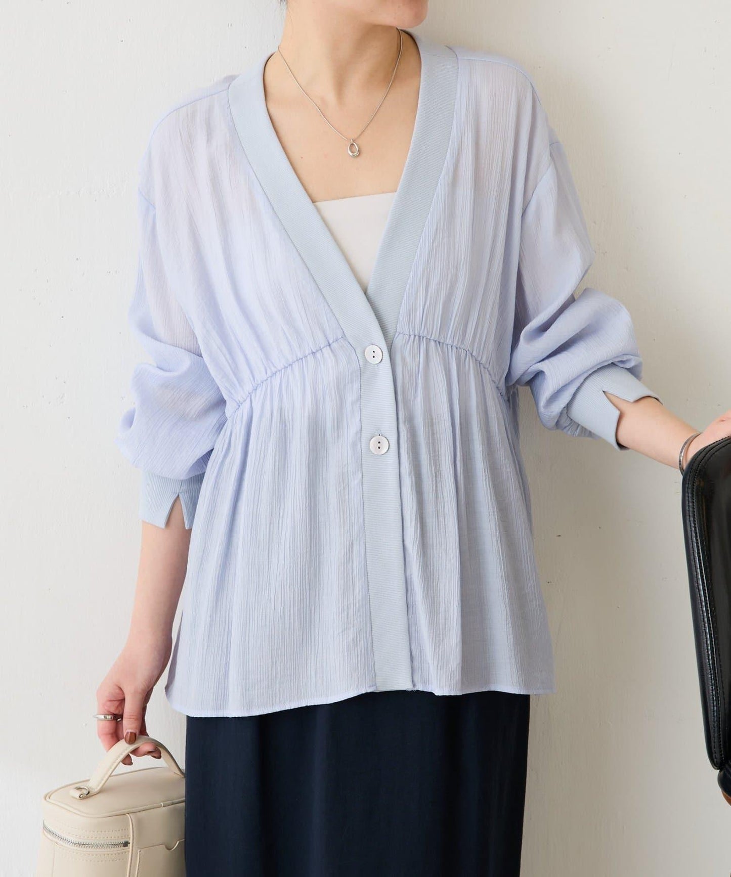 修飾身形 褶皺拼接 襯衫式開衫
