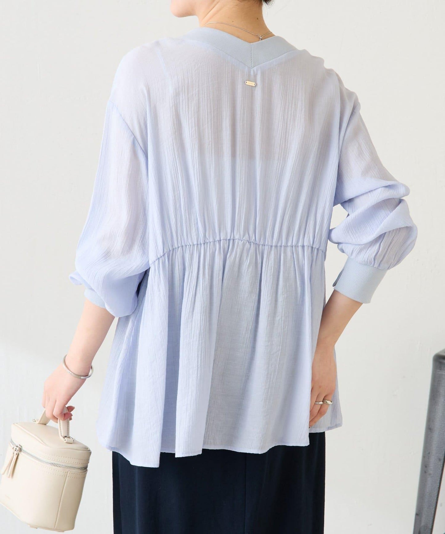 修飾身形 褶皺拼接 襯衫式開衫