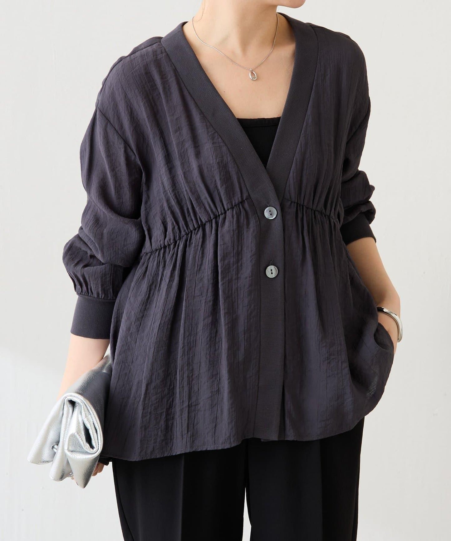 修飾身形 褶皺拼接 襯衫式開衫