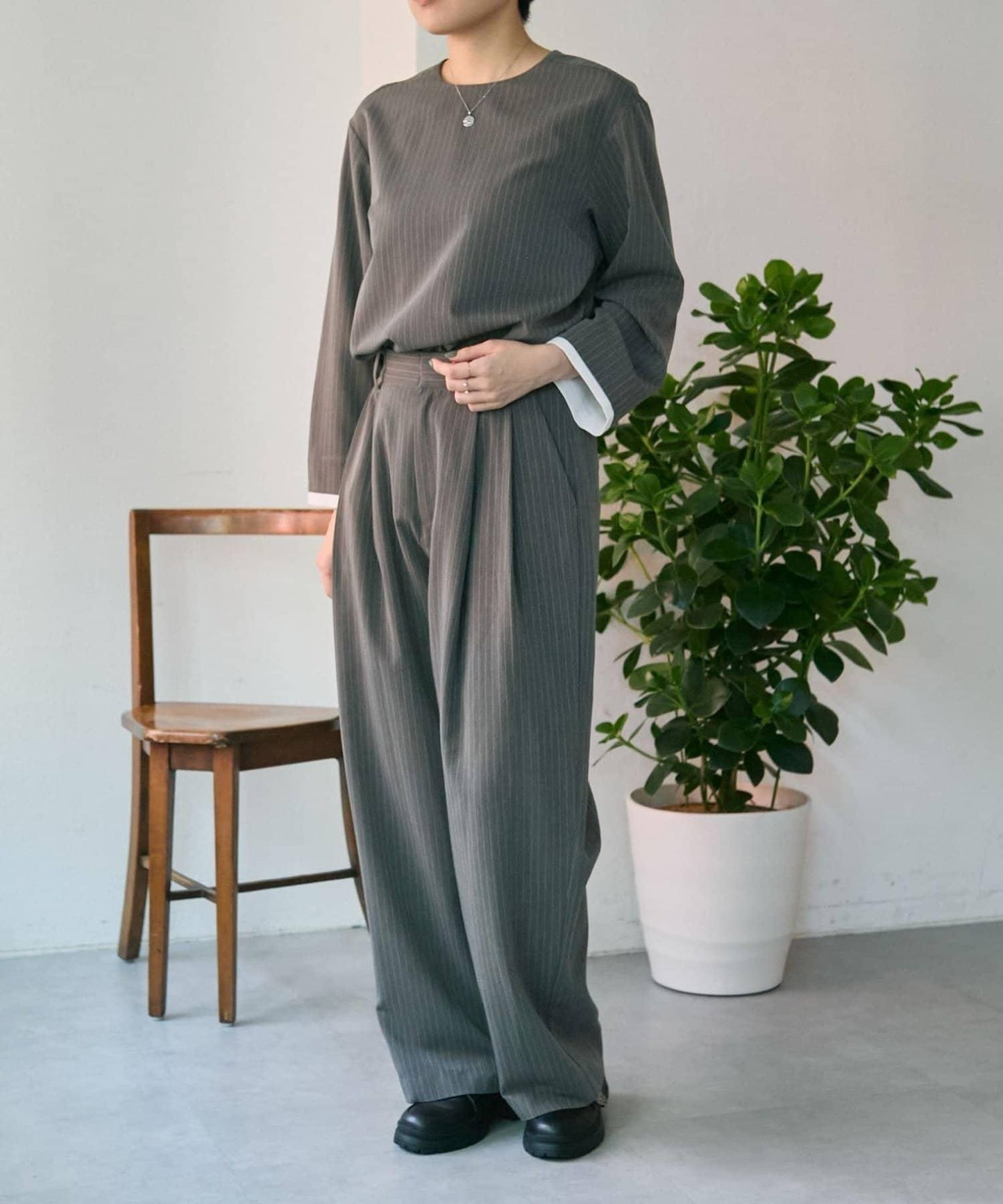 細條紋雙褶褲子