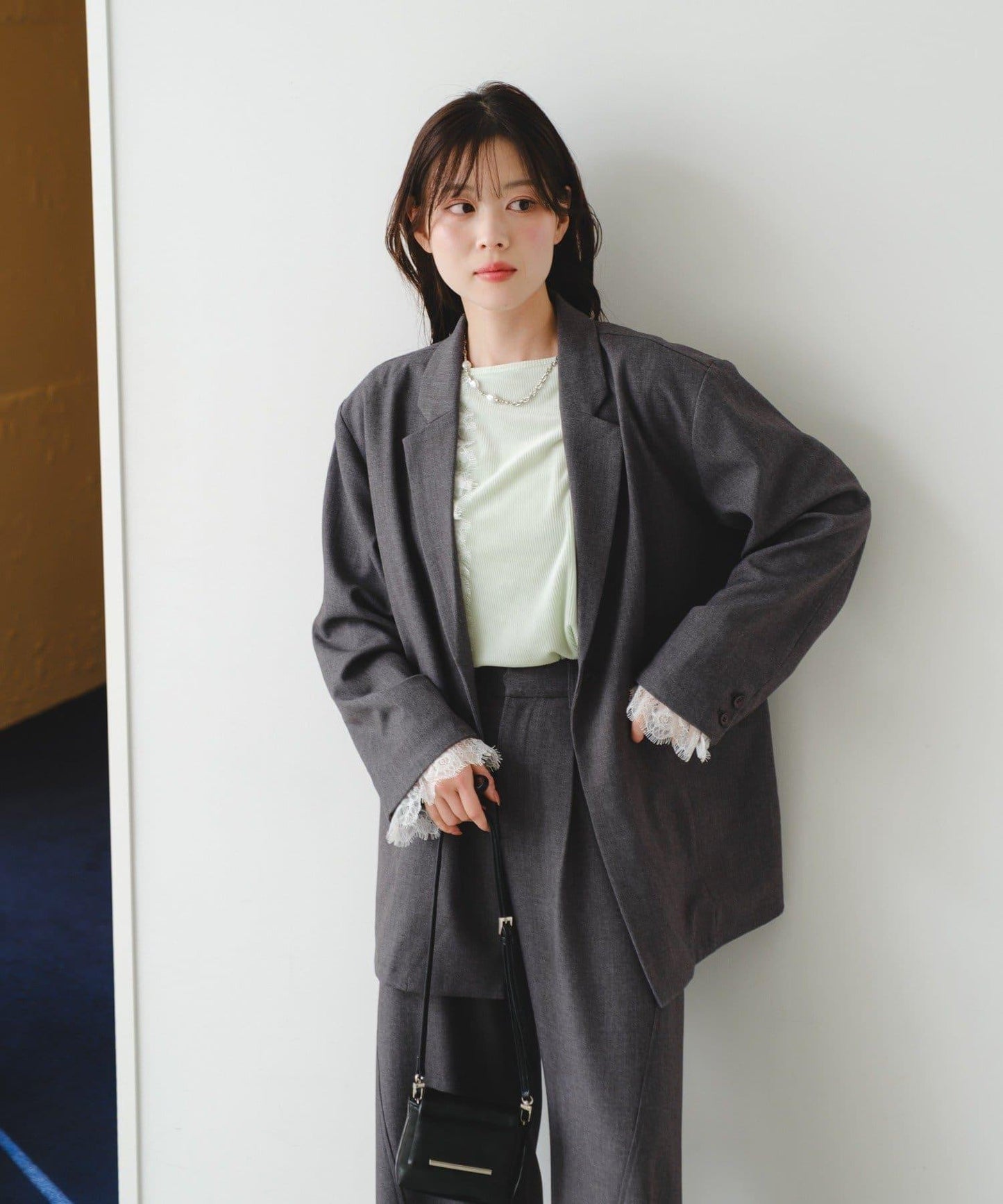 可拆卸蕾絲多方式設計夾克