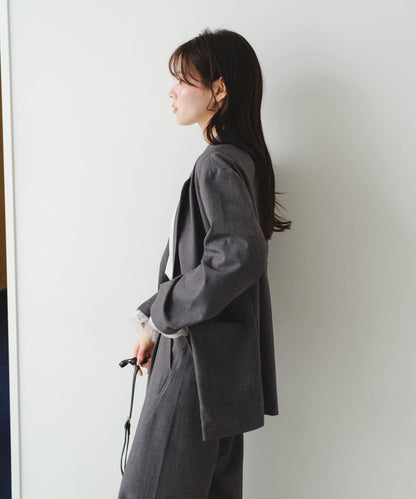 可拆卸蕾絲多方式設計夾克