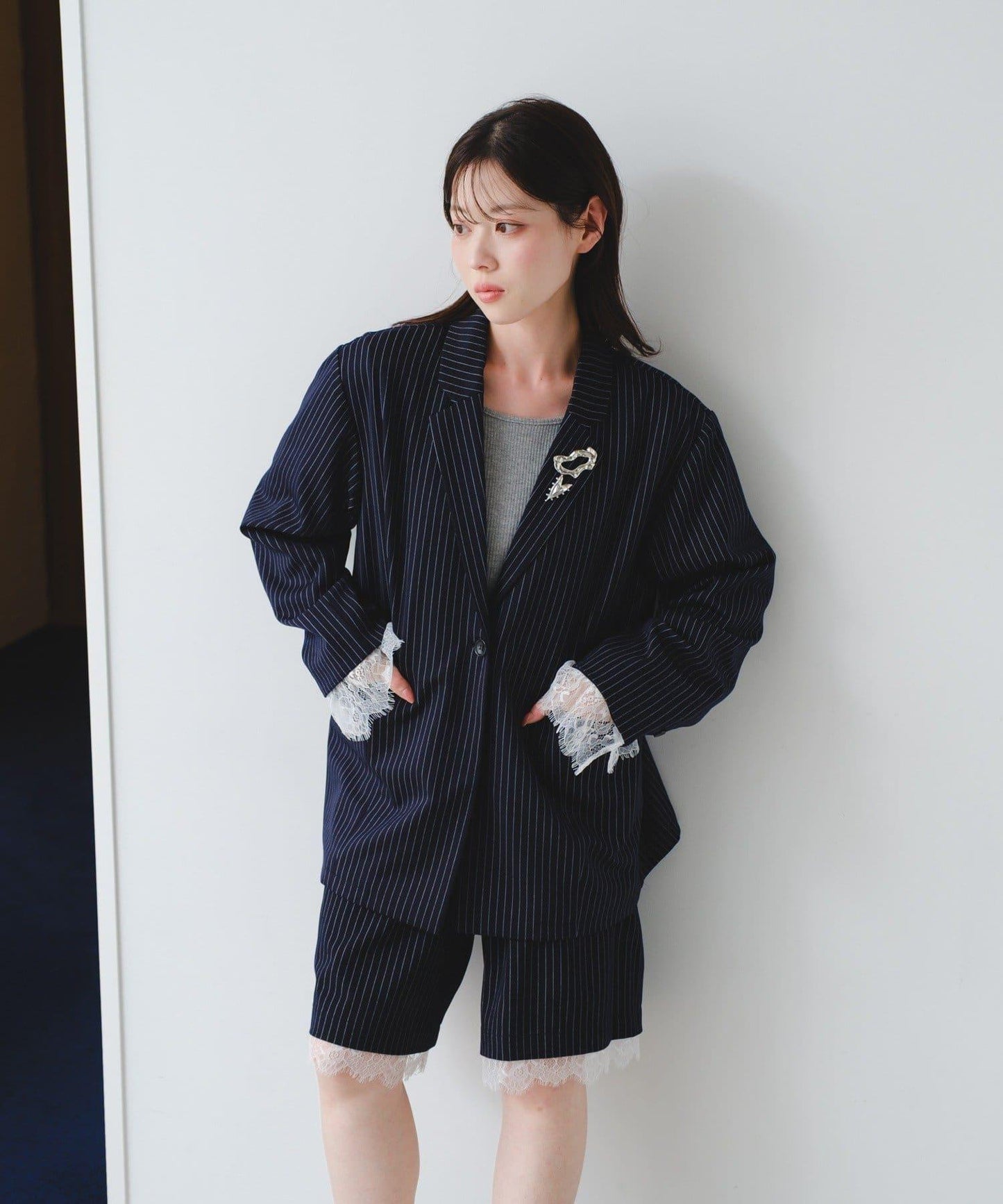 可拆卸蕾絲多方式設計夾克