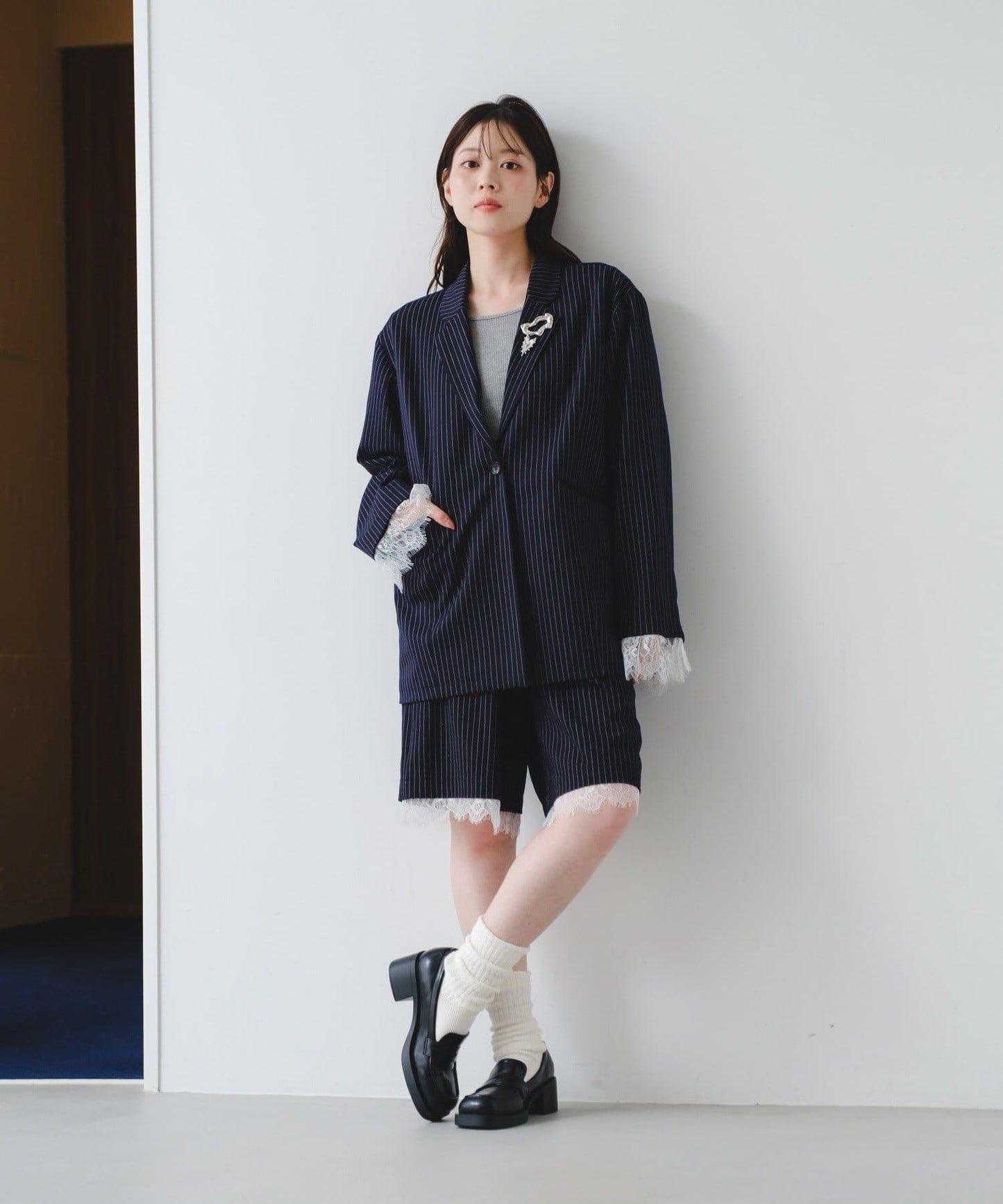 可拆卸蕾絲多方式設計夾克