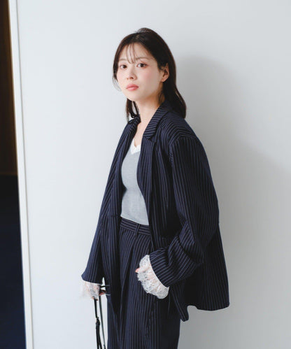 可拆卸蕾絲多方式設計夾克