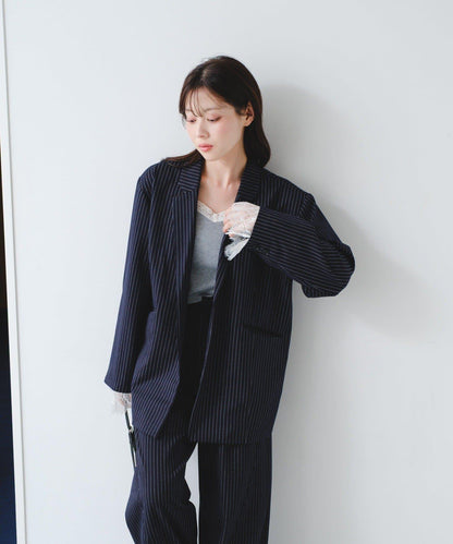 可拆卸蕾絲多方式設計夾克