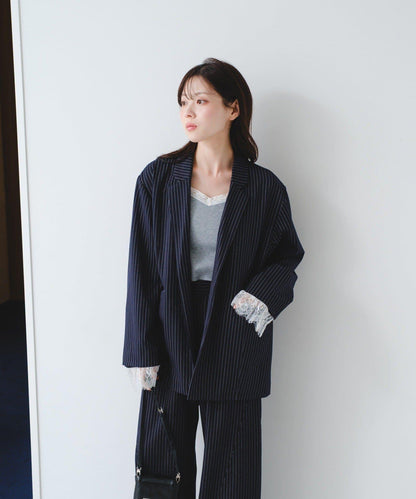 可拆卸蕾絲多方式設計夾克