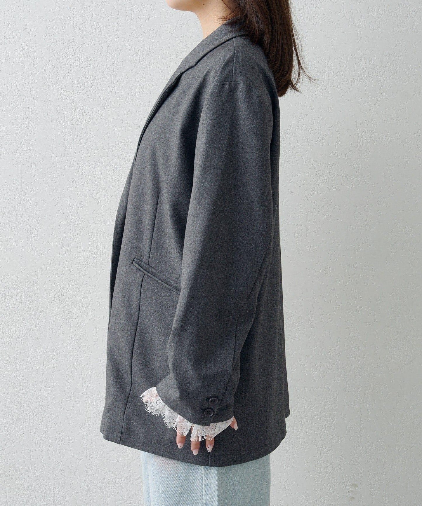 可拆卸蕾絲多方式設計夾克