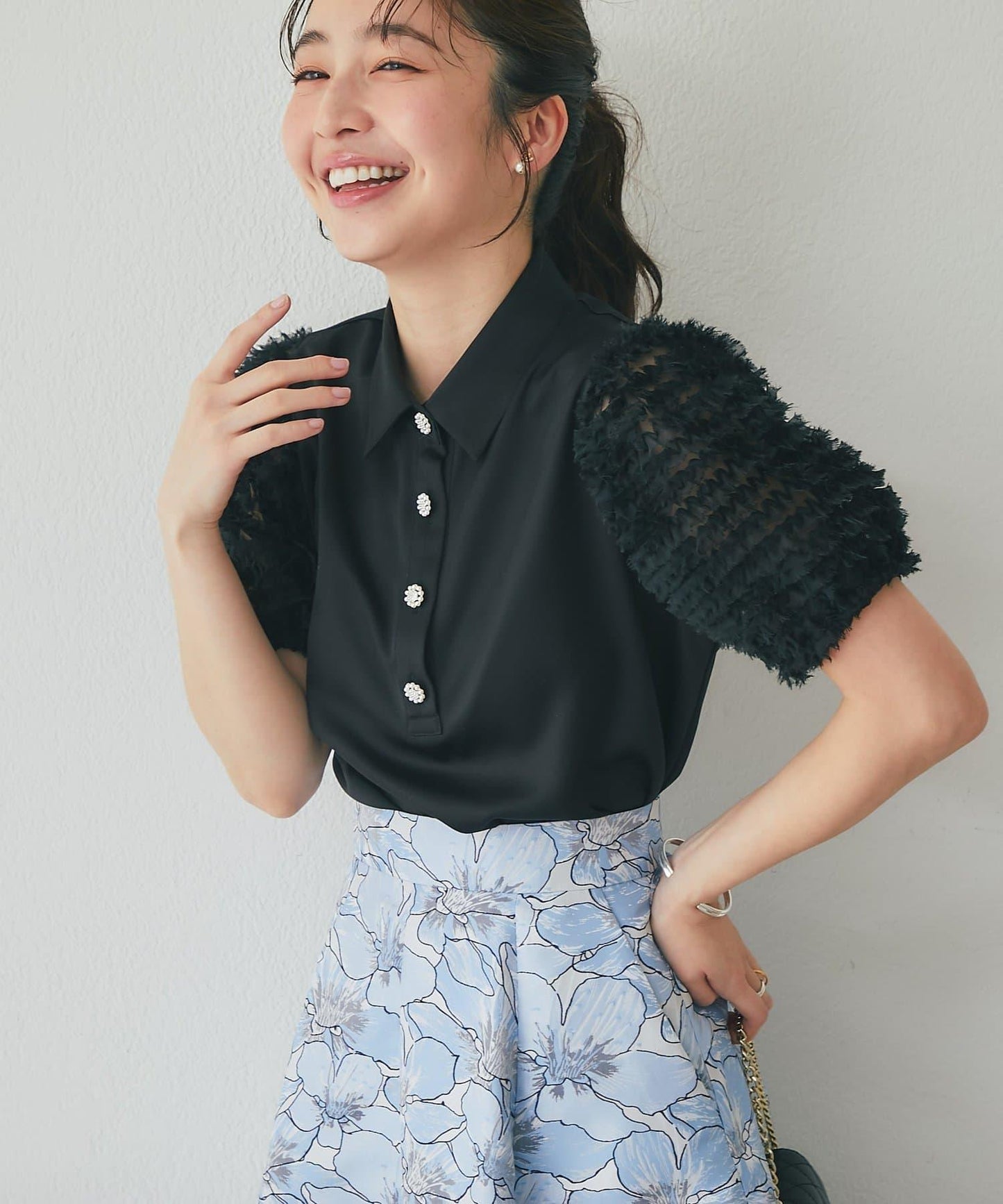 荷葉邊網紗袖 釘珠紐扣 女襯衫