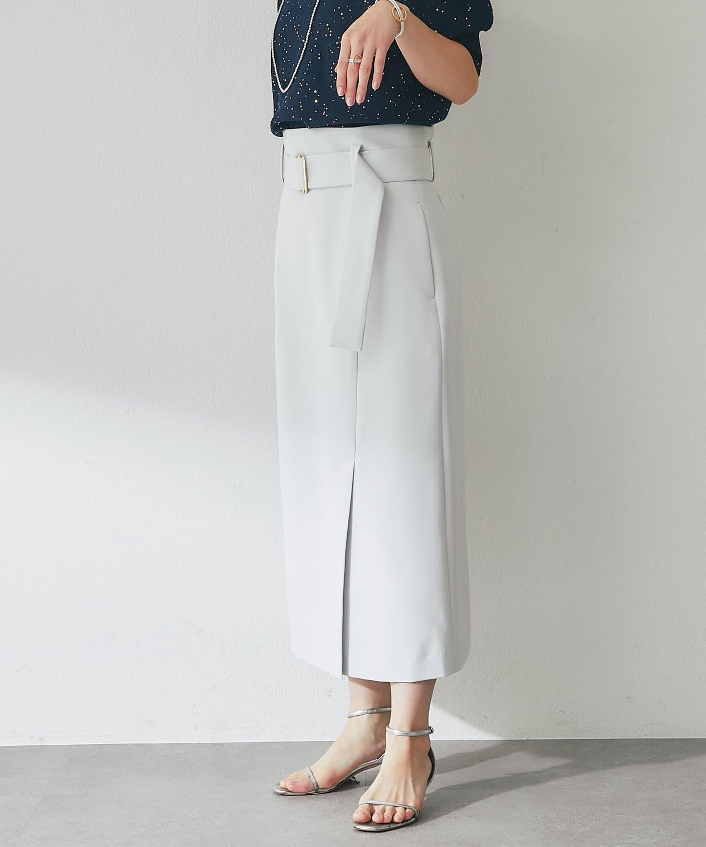 腰帶設計 窄擺半身裙