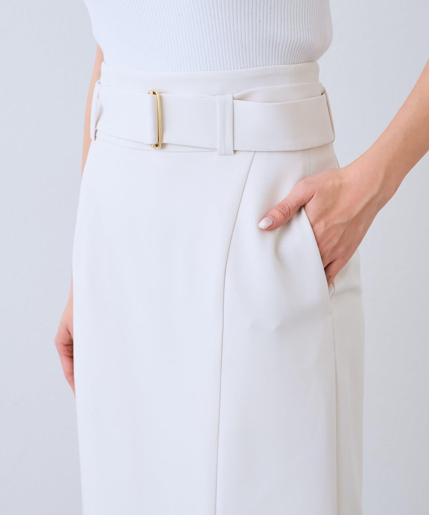 腰帶設計 窄擺半身裙