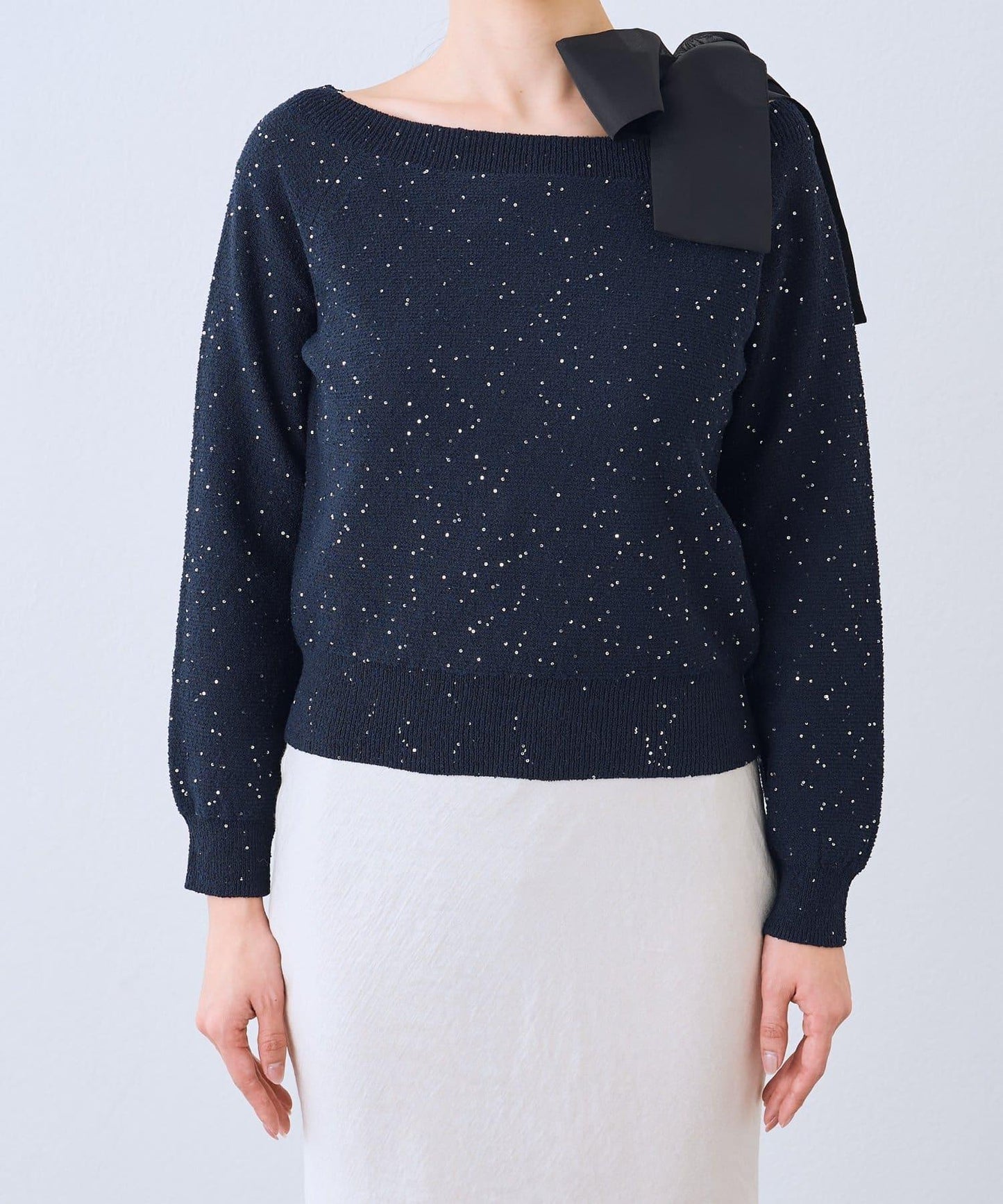 亮片圈圈紗露肩蝴蝶結針織上衣