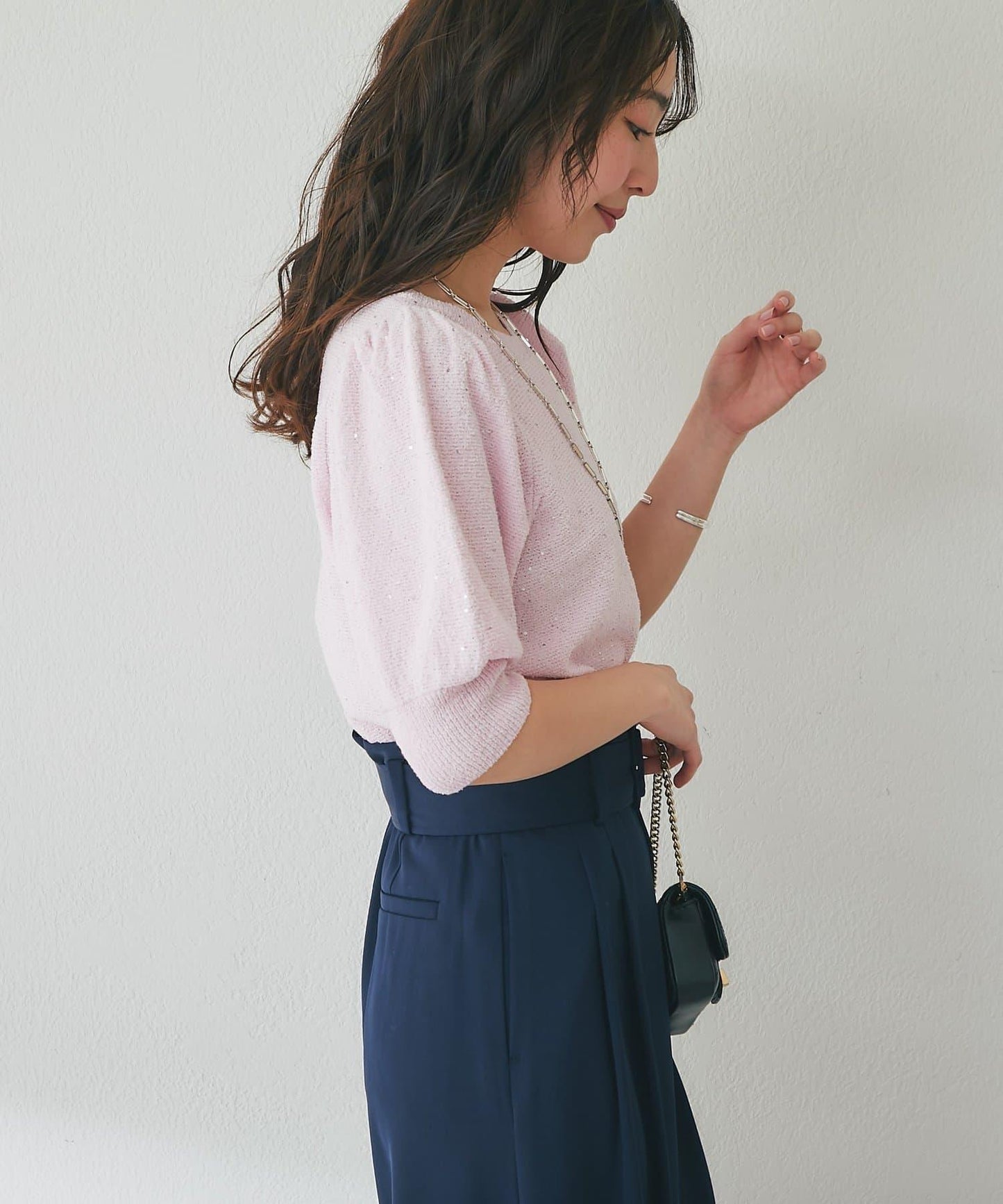 亮片泡泡袖圈圈紗針織上衣